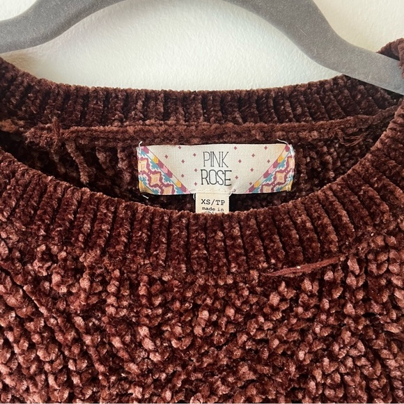 Pink Rose Chenille Sweater XS Brown Cable Knit Textured Pullover Cozy Soft - Picture 2 of 9